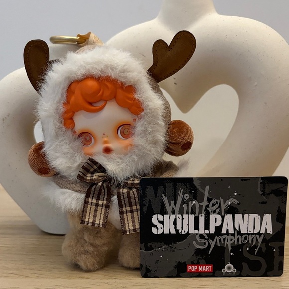 Winter Sullpanda Symphony with card Labubu Popmart - Picture 2 of 3